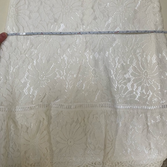 NWT: SMYM White LACE Eyelet High Neck Long Bell Slv Lrg - Picture 9 of 9